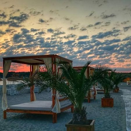 צרבו Aparthotel Regina Mare מראה חיצוני תמונה