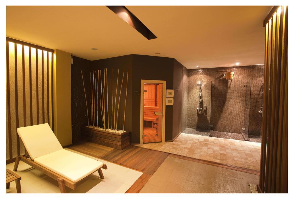 צרבו Aparthotel Regina Mare מראה חיצוני תמונה