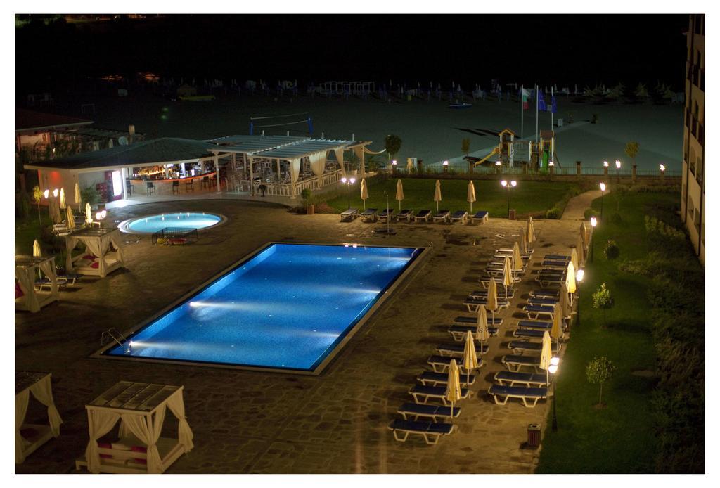 צרבו Aparthotel Regina Mare מראה חיצוני תמונה