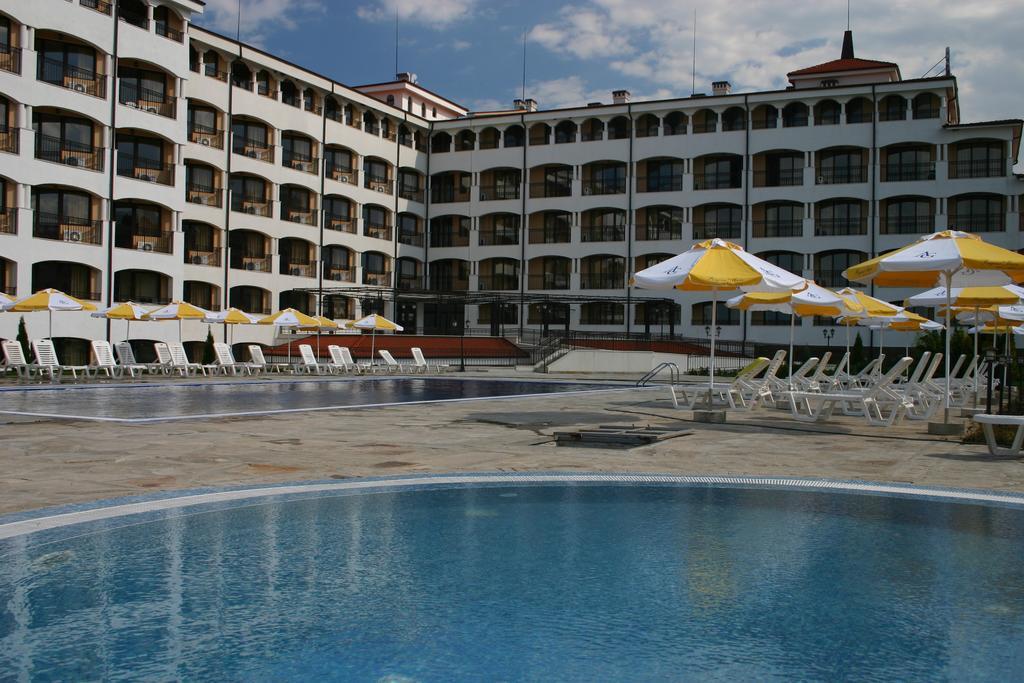 צרבו Aparthotel Regina Mare מראה חיצוני תמונה