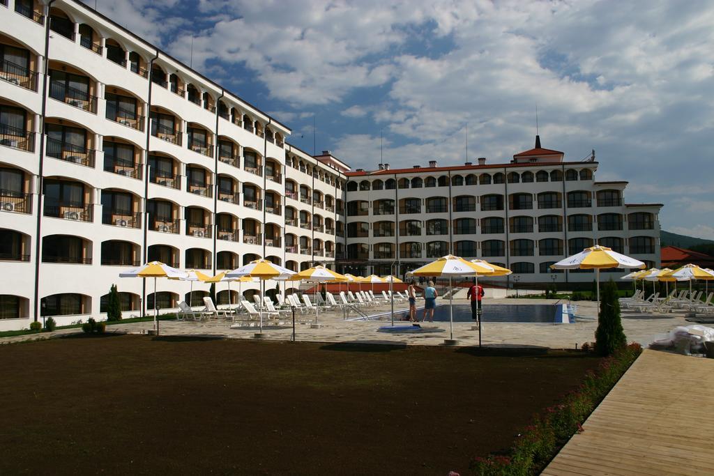 צרבו Aparthotel Regina Mare מראה חיצוני תמונה