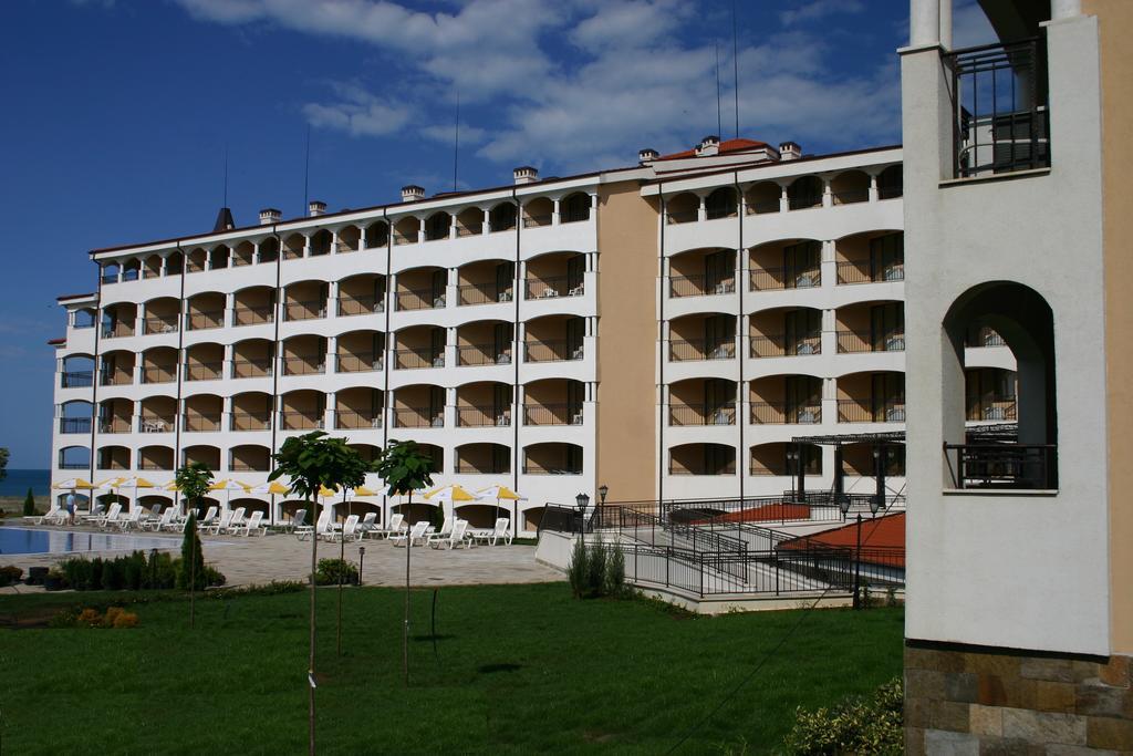 צרבו Aparthotel Regina Mare מראה חיצוני תמונה