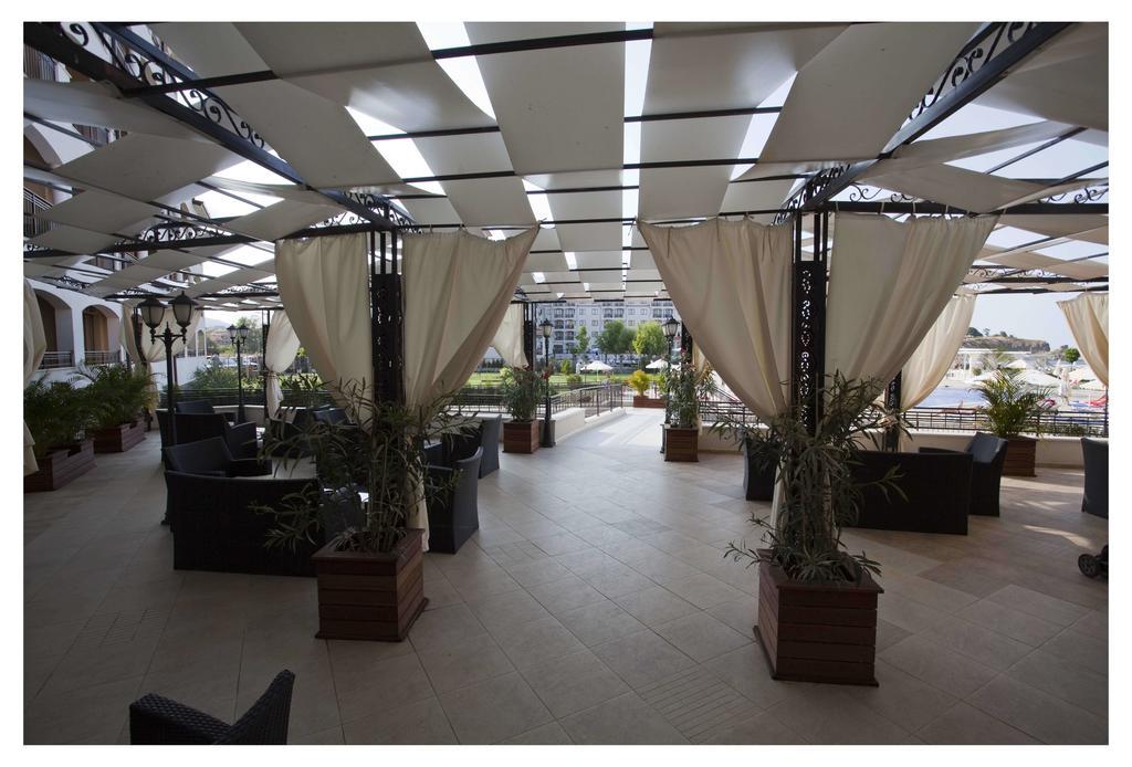 צרבו Aparthotel Regina Mare מראה חיצוני תמונה