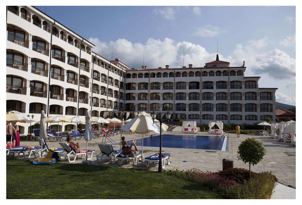 צרבו Aparthotel Regina Mare מראה חיצוני תמונה